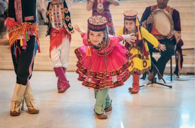 飞越彩虹，唱响未来——多民族童声合唱激发深圳文化发展新活力